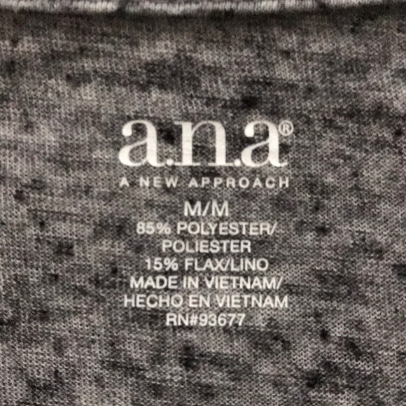 a.n.a Heather Gray Cap sleeve v-neckT-shirt top sequins Size M Pretty Good used - Picture 7 of 9